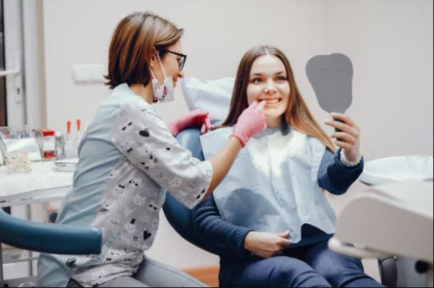 How Cosmetic Dentistry Can Improve Both Health And Appearance