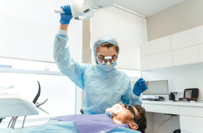 4 Ways Oral Surgeons Ensure Patient Safety During Procedures